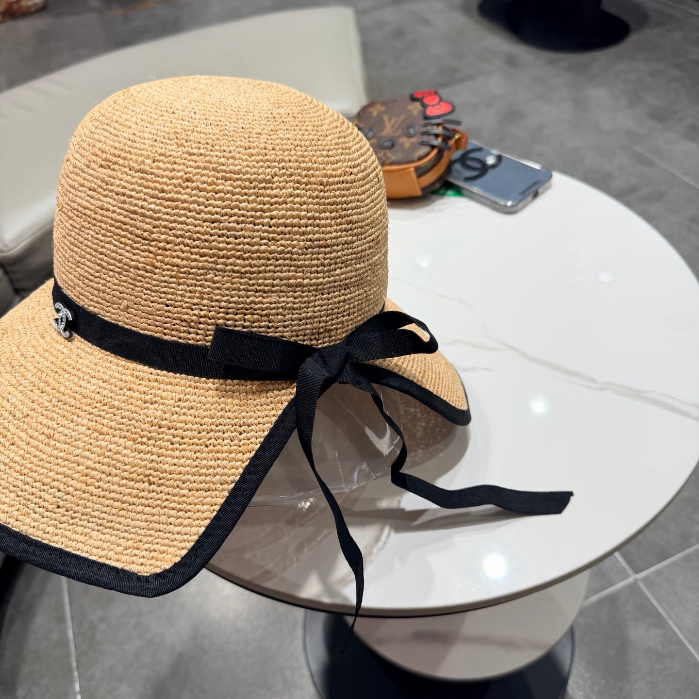 Chanel Hepburn Style Hat Beige in Raffia 205599