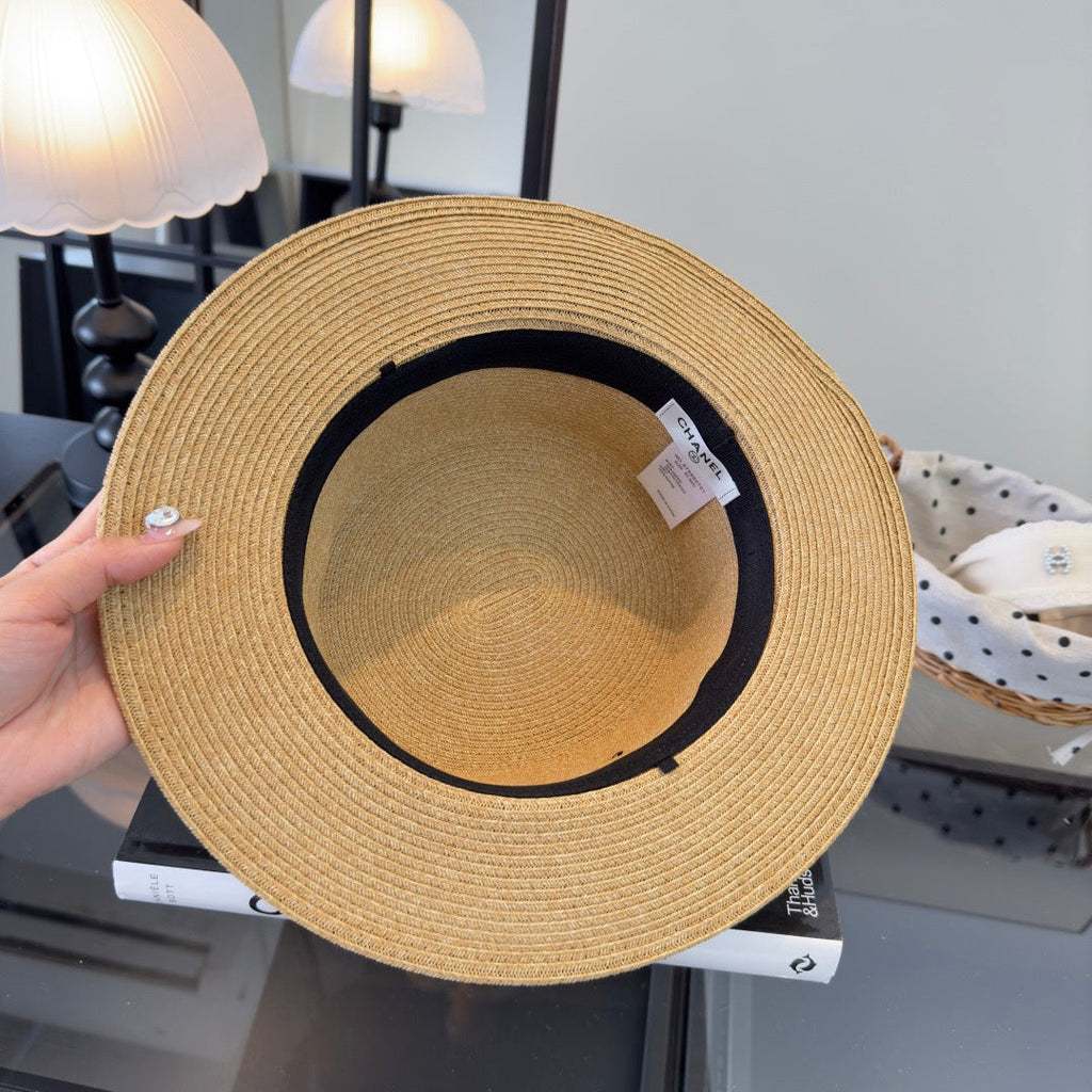 Chanel Elegant flat-top Beige Black in Straw Hat 205392