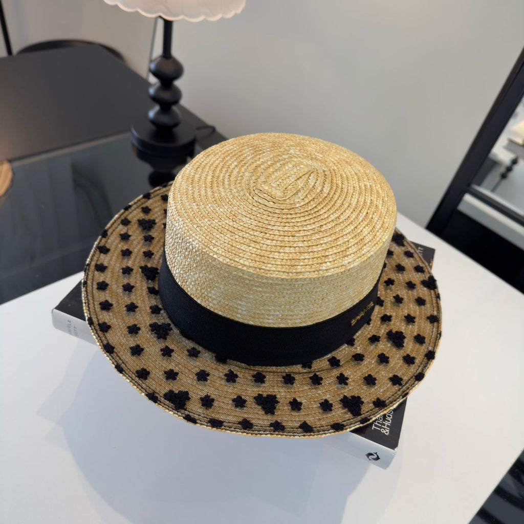 Chanel Beige Black Raffia straw hat 205379