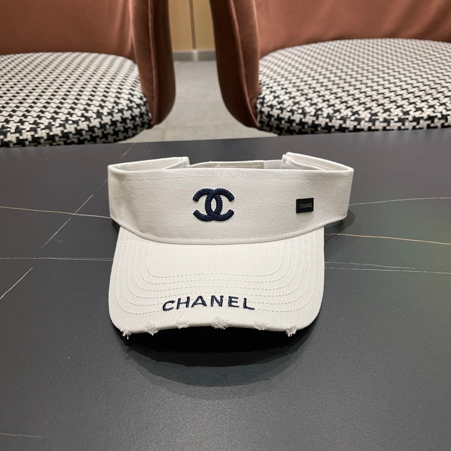 Chanel Baseball Cap White in Canvas 205289