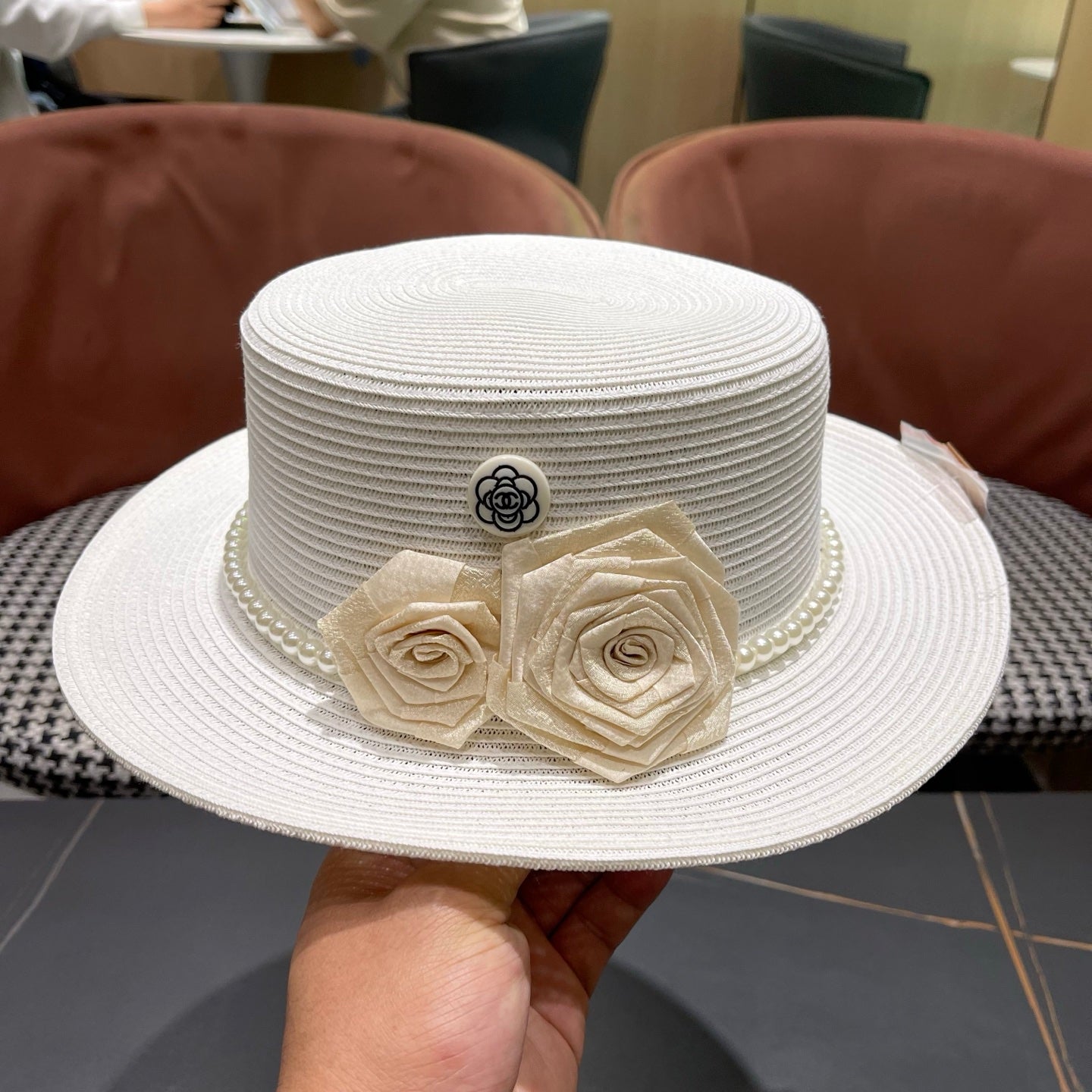 Chanel Summer Sunscreen Hat White in Weaving 205281