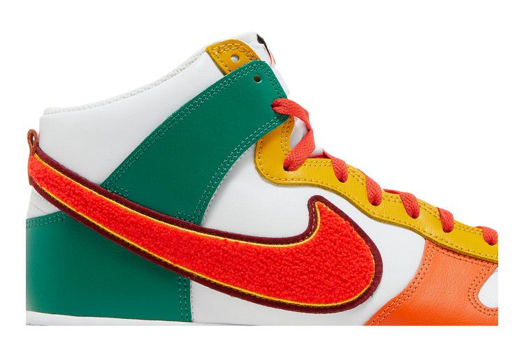 Nike Dunk High University 7-Eleven