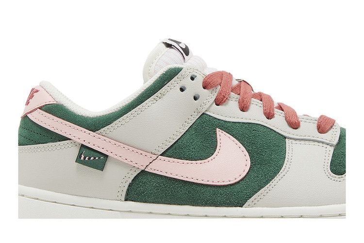 Nike Dunk Low SE All Petals United Fir Green (Women's)