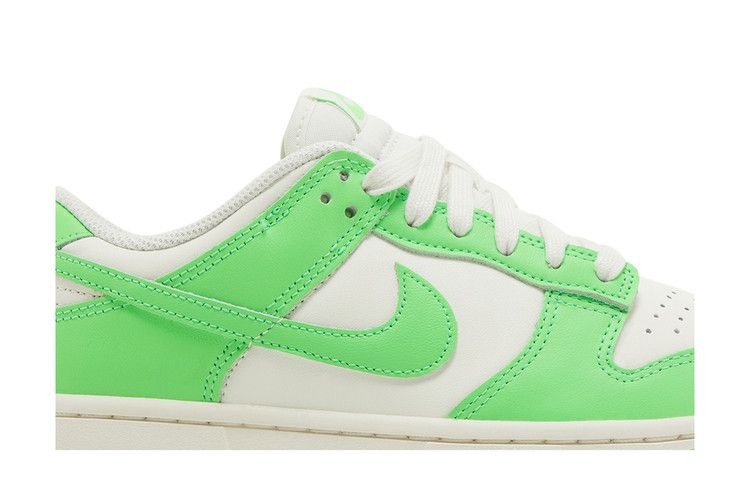 Nike Dunk Low Green Strike (Women's)