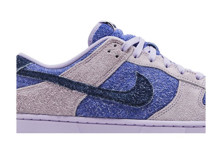Nike Dunk Low SE Hydrangeas (Women's)