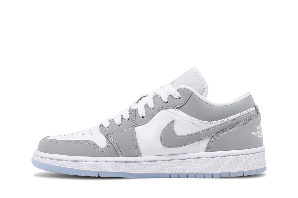 Wmns Jordan 1 Low 'White Wolf Grey'
