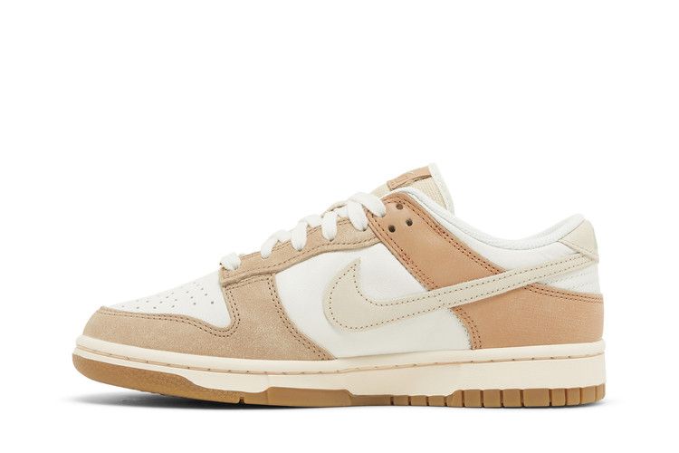 Nike Dunk Low SE Australia (Women's)