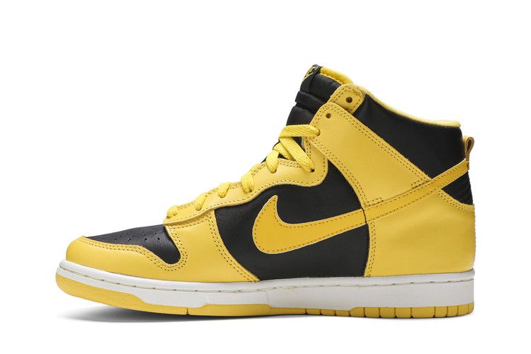 Nike Dunk High LE Goldenrod