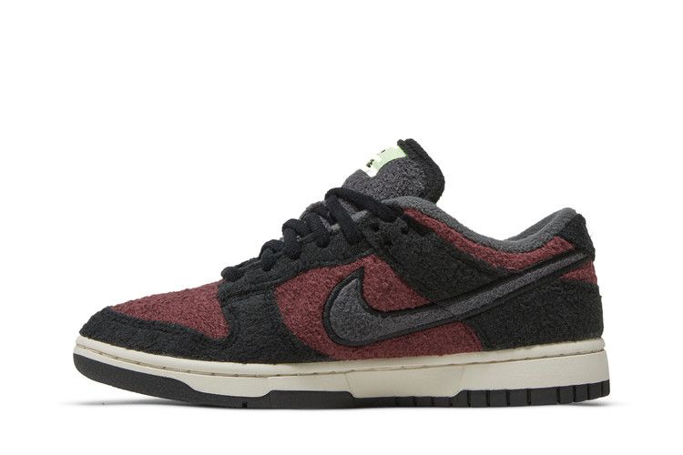 Nike Dunk Low SE Fleece Pack Burgundy Crush (Women's)