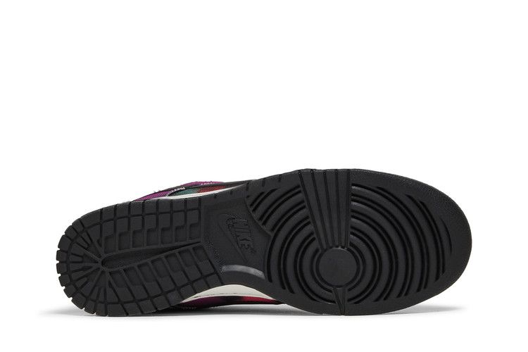 Nike Dunk Low Graffiti Pink