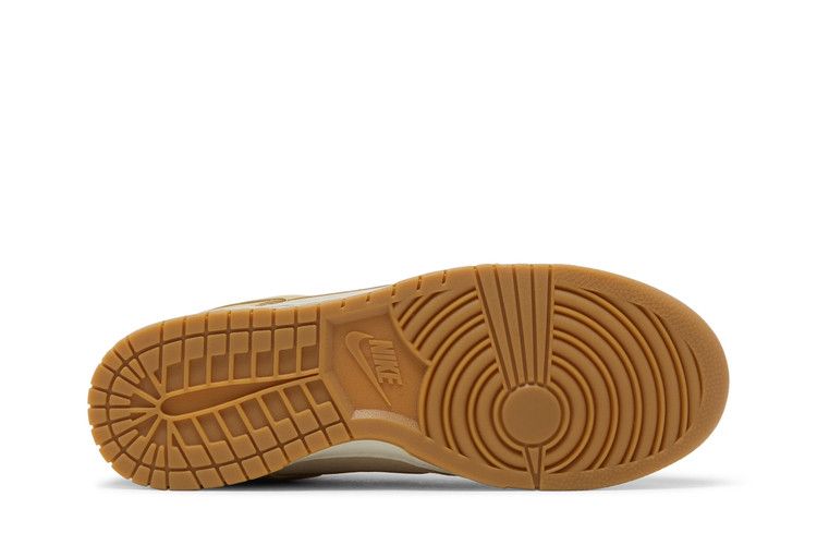 Nike Dunk Low Khaki Suede Gum