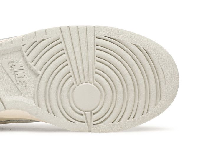 Nike Dunk Low Sail Light Bone (Women's)