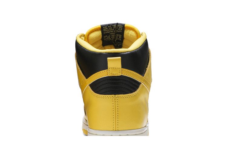 Nike Dunk High LE Goldenrod