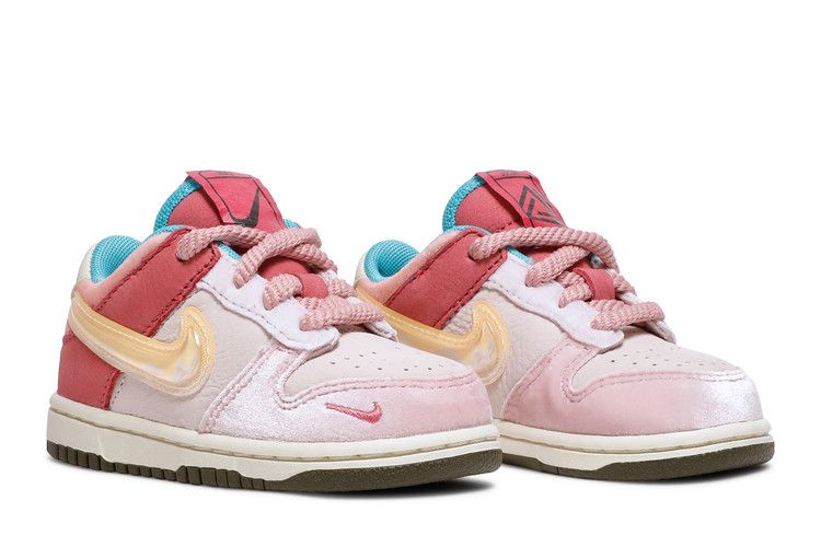 Nike Dunk Low Social Status Free Lunch Strawberry Milk (TD)
