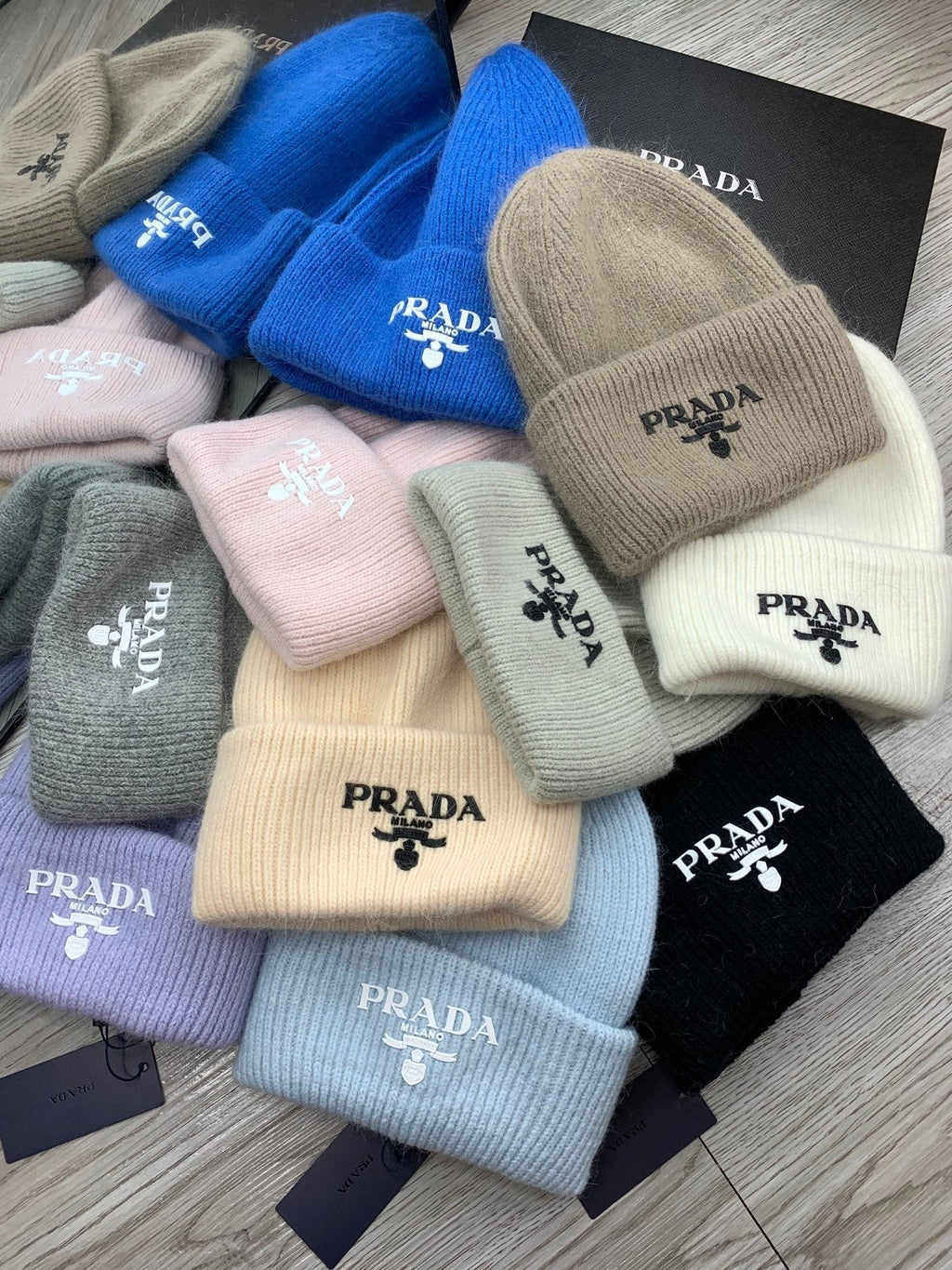 BEANIE HAT IN KHAKI BROWN WOOL 108747
