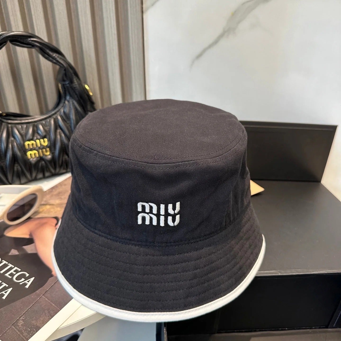 Miumiu Embroidered Two-tone Bucket Hat 229381