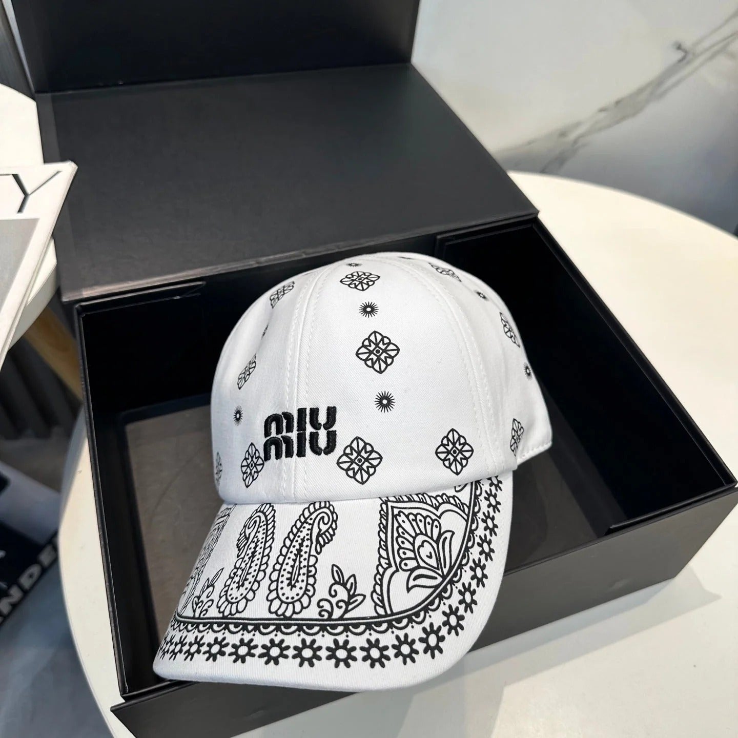 Miumiu Bandana Pattern And Embroidered Logo Hat 229398