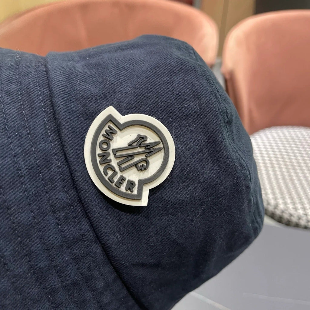 Moncler Embroidered Logo Bucket Hat 221110