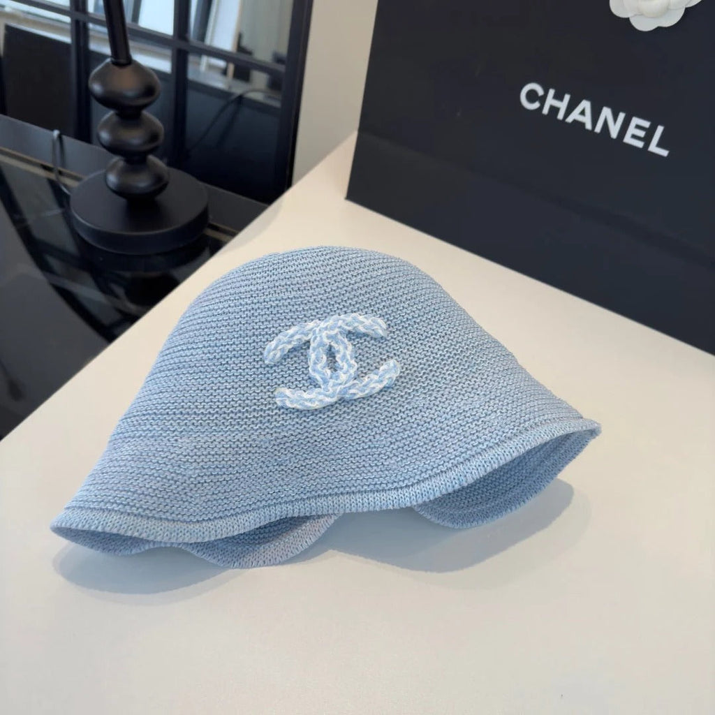 CC Knitted Bucket Hat 380655
