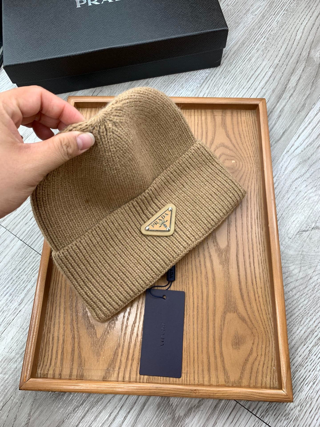 BEANIIE HAT IN CAMEL BROWN WOOL 335038