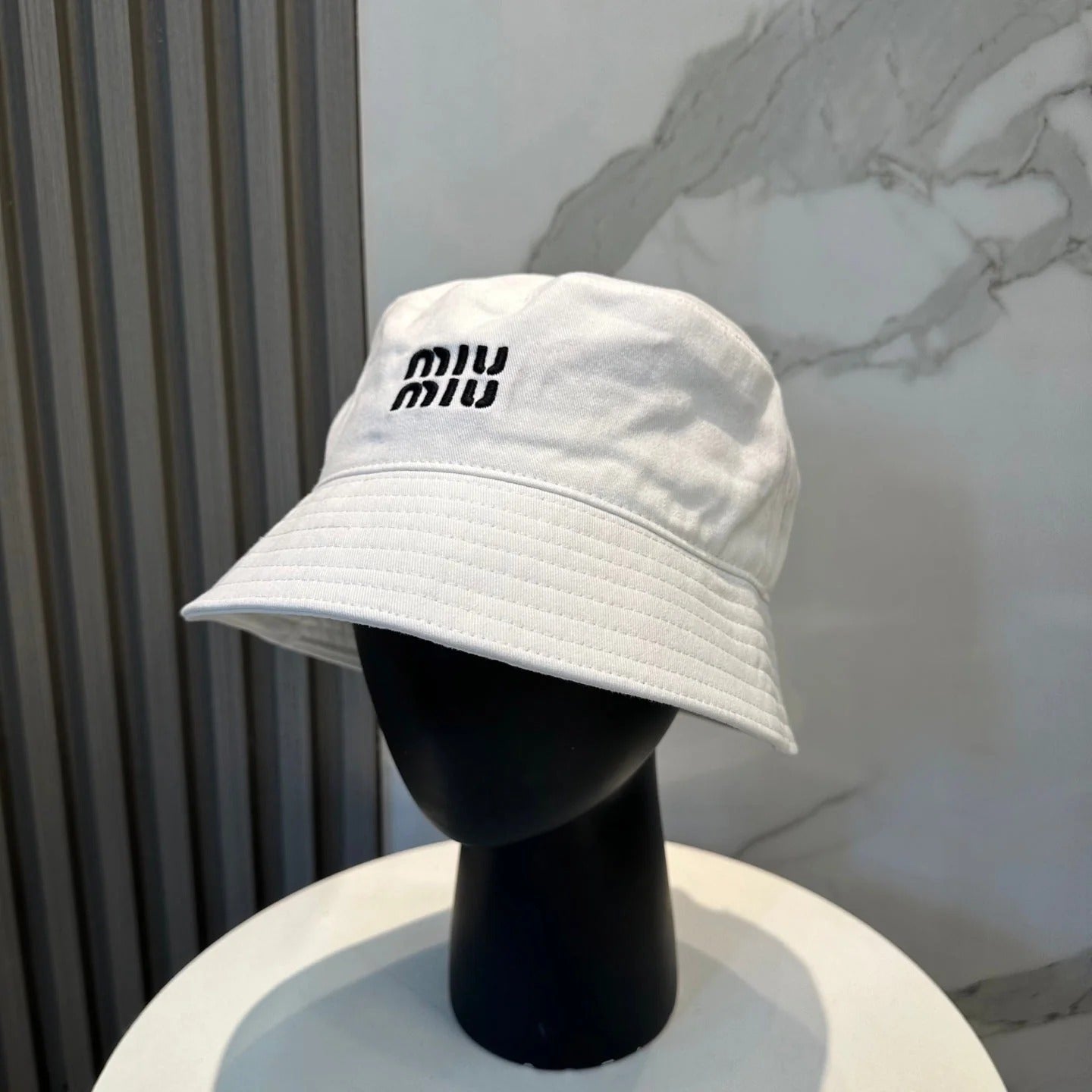 Miumiu Embroidered Bucket Hat 229386