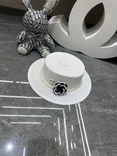 CC Straw Hat With Flower 262141