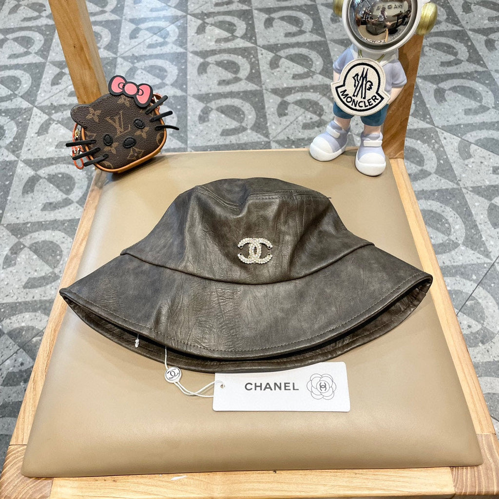 BUCKET HAT IN WOOD BROWN CALFSKIN 431731