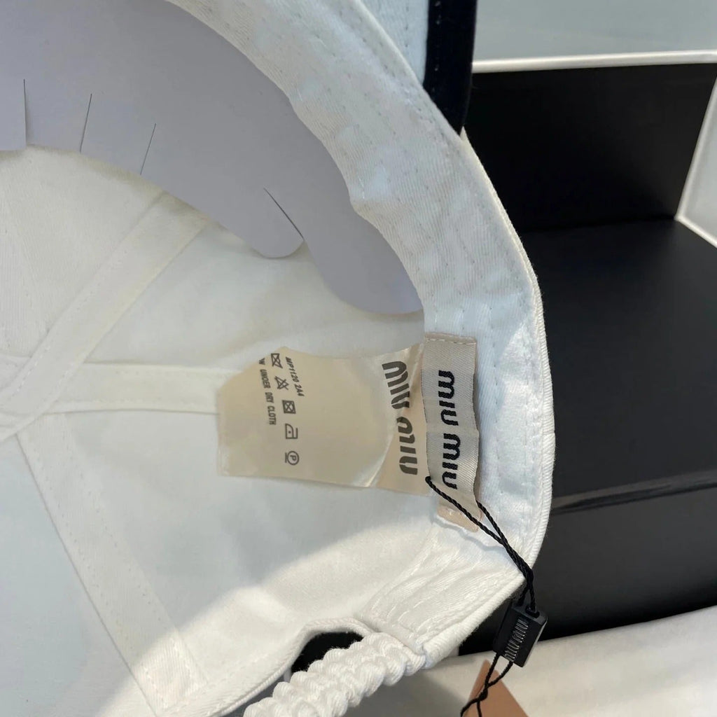 MM BASEBALL CAP IN WHITE AND BLACK FABRIC STYLE 1