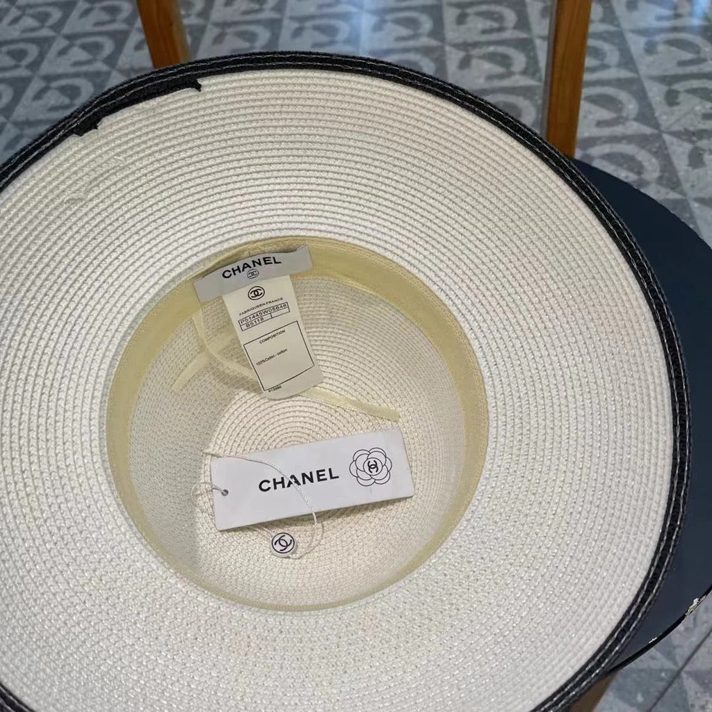 STRAW CLOCHE HAT WHITE 672755