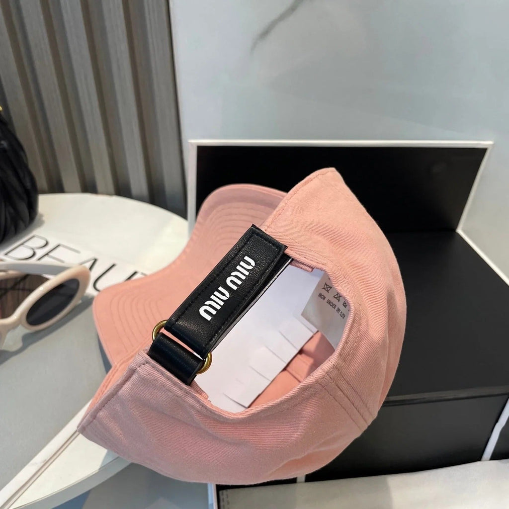 MM BASEBALL CAP IN PEACHY PINK FABRIC BRAND EMBROIDERY