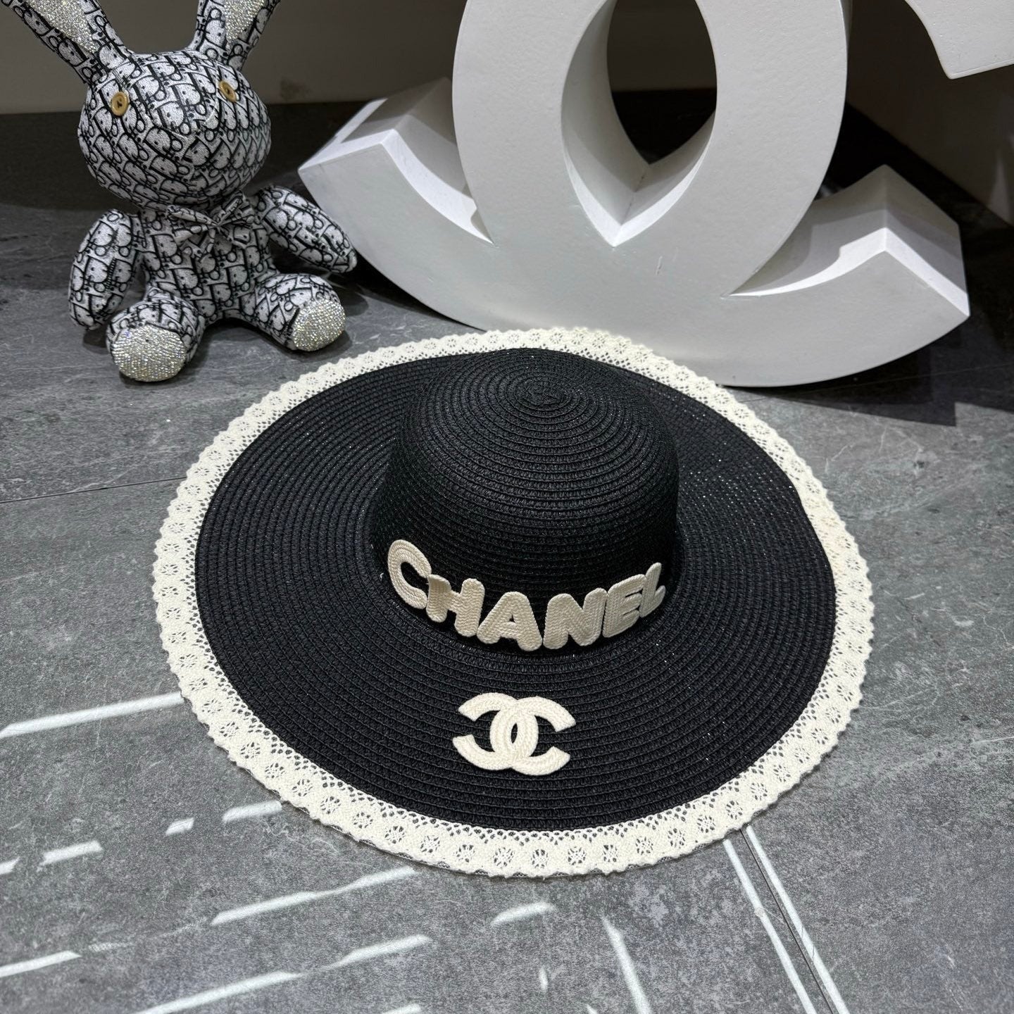 CC Round Top Straw Hat with Wide Brim 280798