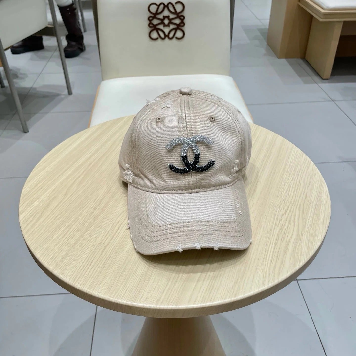 BASEBALL HAT WITH LOGO WARM GRAY IN JEAN 674123