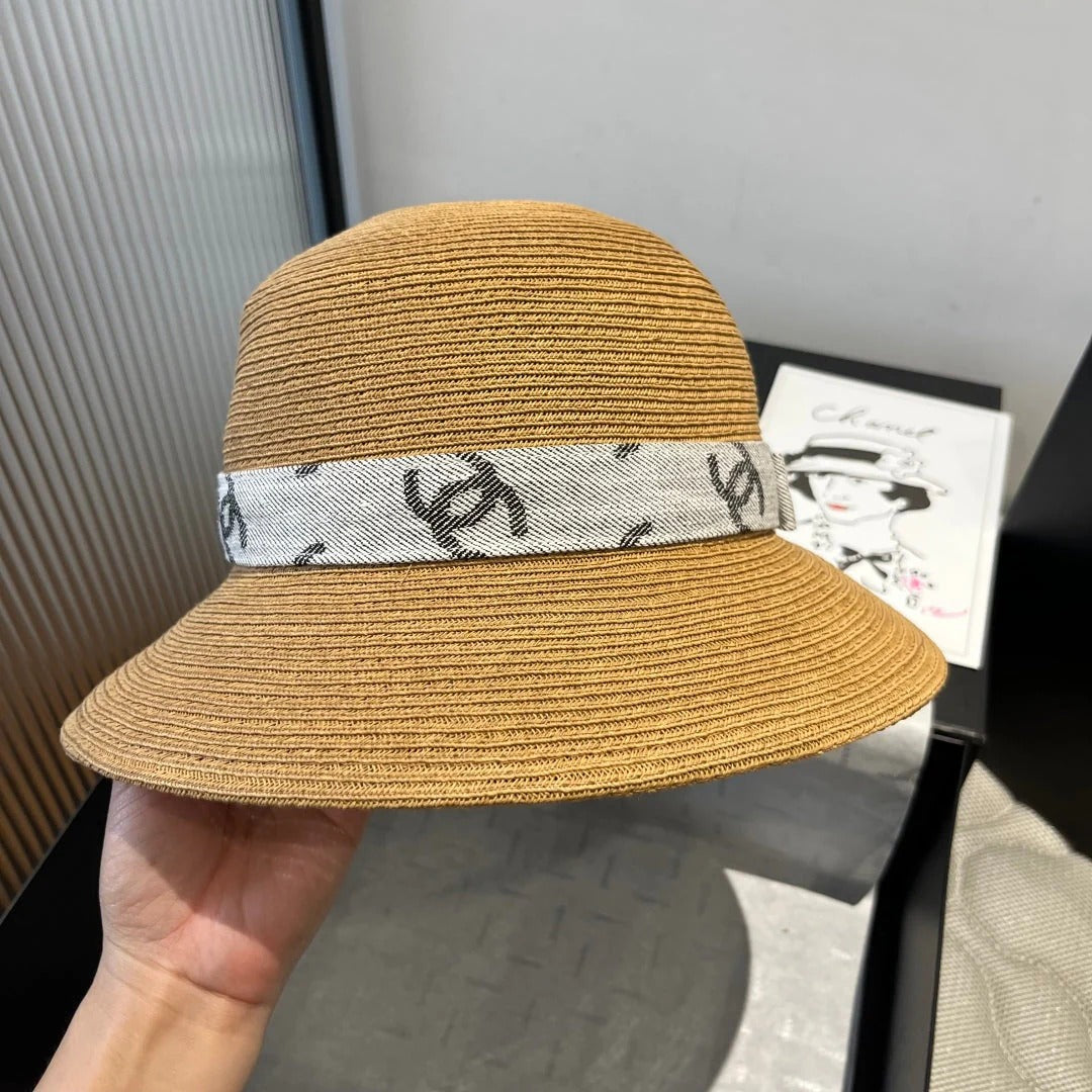 STRAW BUCKET HAT IN BROWN WITH RIBBON BOW 673978