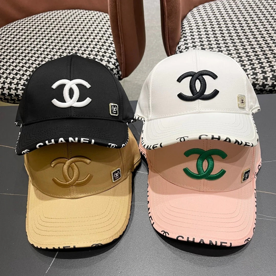BASEBALL HAT WHITE WITH LETTERING TRIM 672537