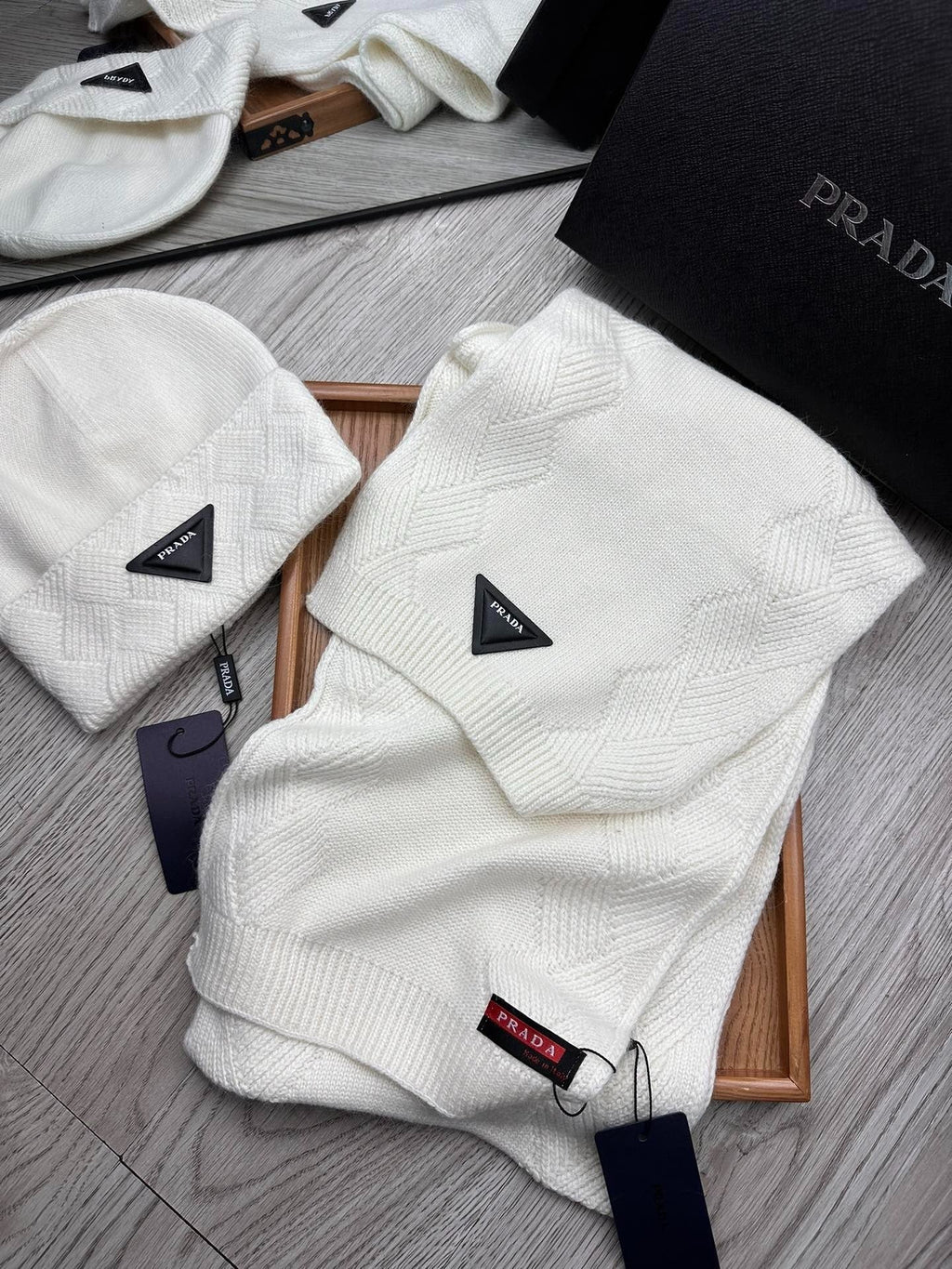 SET SCARF AND HAT IN WHITE WOOL AND RABBIT FUR 397408