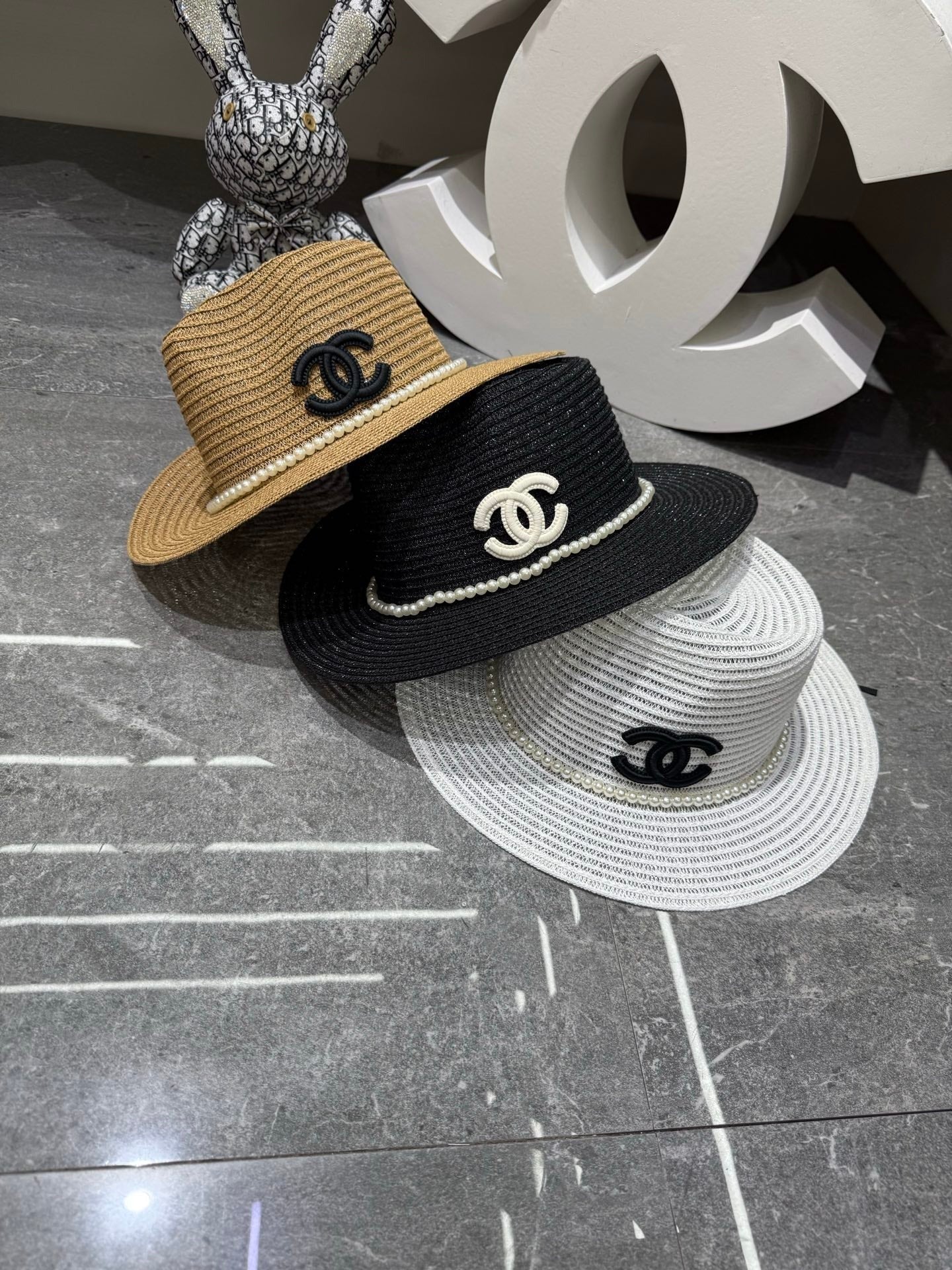 CC Straw Hat With Pearl and Logo 280796