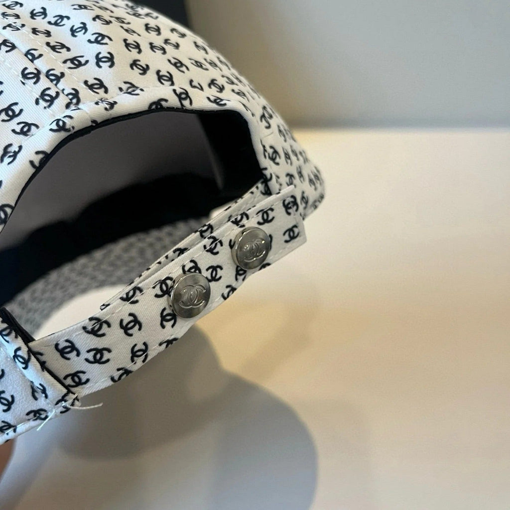 BASEBALL HAT IN WHITE 672899