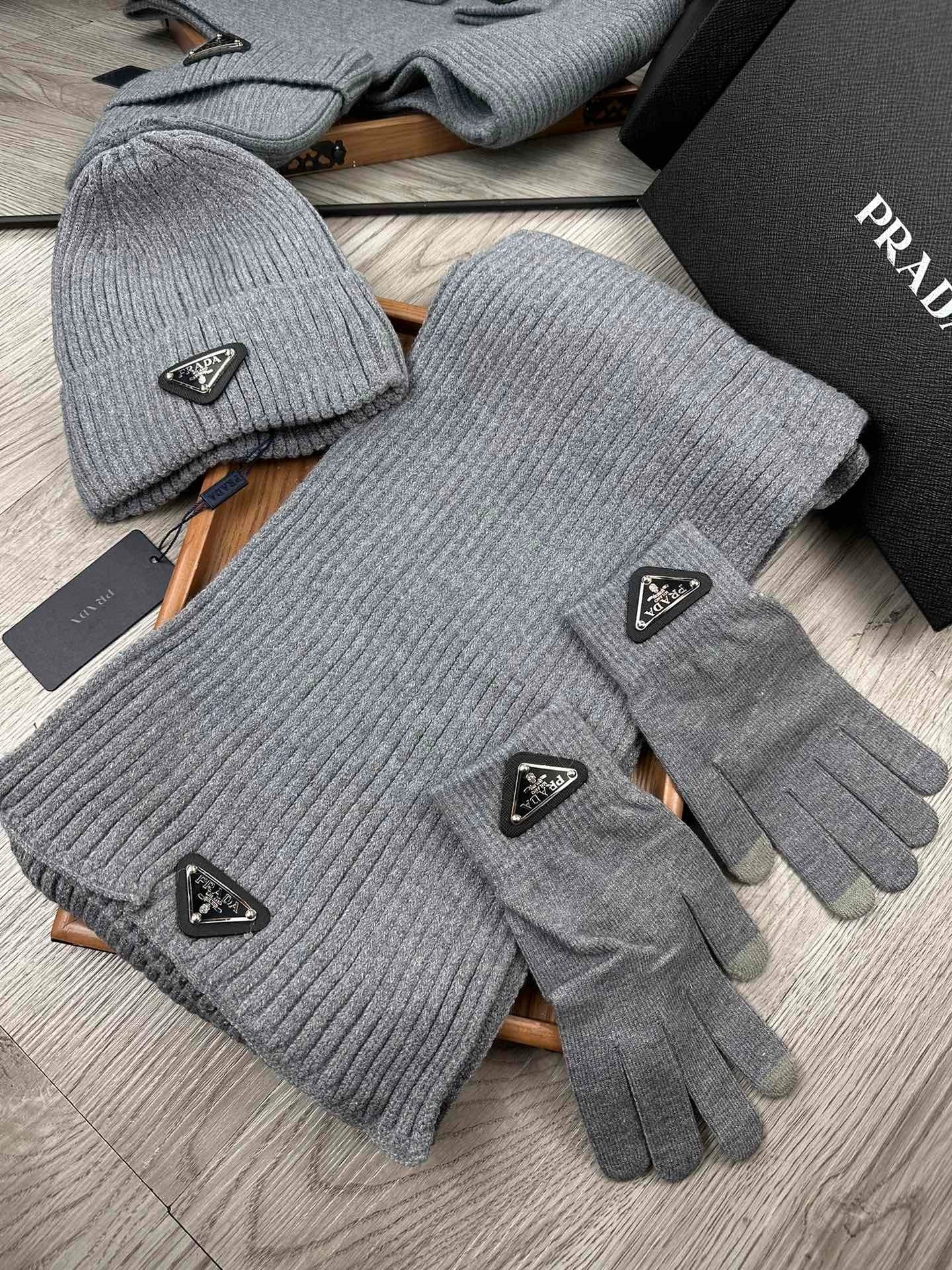 THREE-PIECES SET IN SMOKE GRAY WOOL AND ACRYLIC 406559