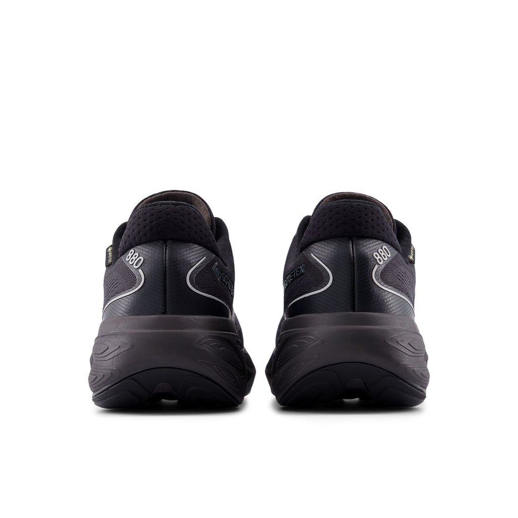 New Balance Mens 880v15 Gore-tex® - BLACK