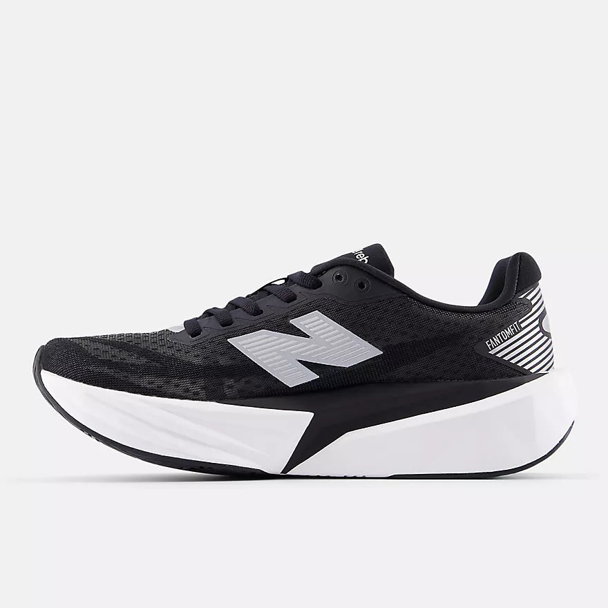 Womens New Balance Rebel V5 - BLACK (Wide)