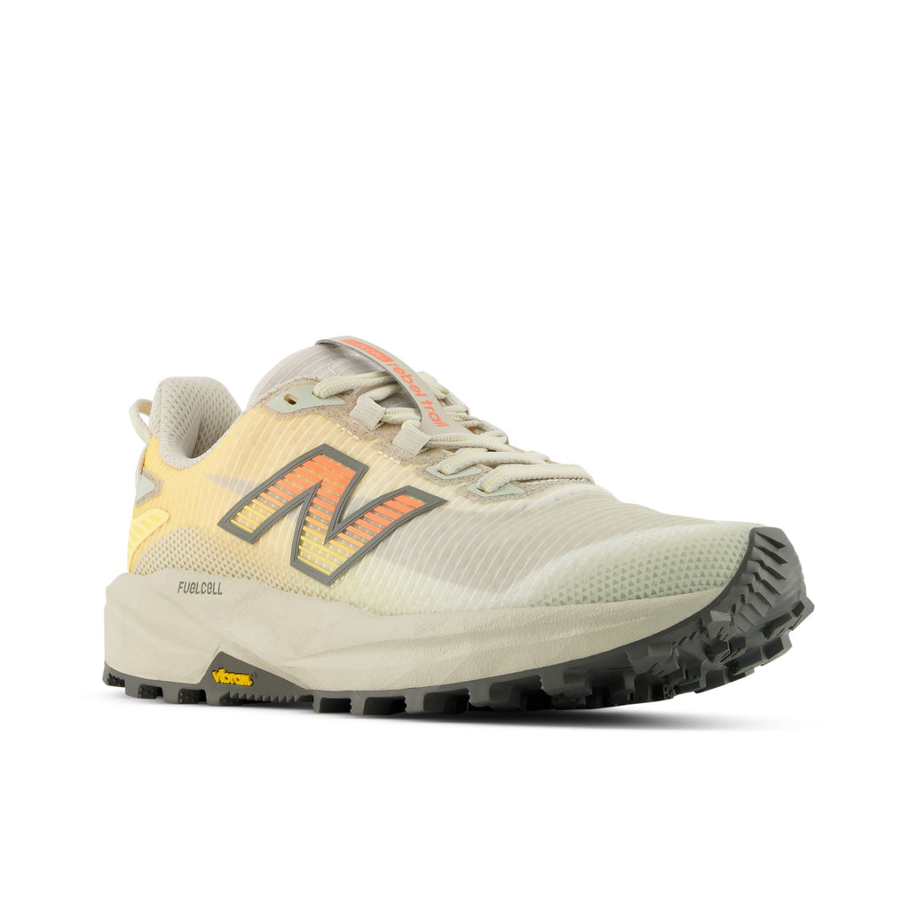 New Balance Womens Fuelcell Rebel Trail - WHITE PEACH (Wide)